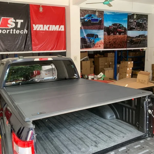 Custom New Arrival 4x4 Pickup Bed Trifold Cover for 2020 toyota hilux Revo tray cover - Image 2